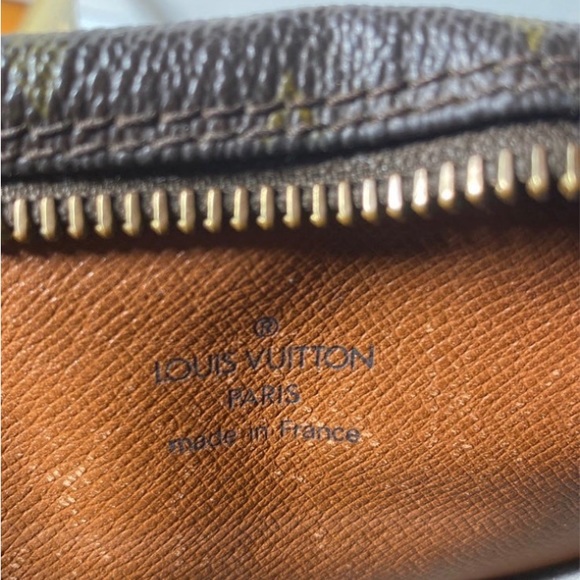 Authentic Louis Vuitton Monogram Compiegne Bag - Picture 7 of 17